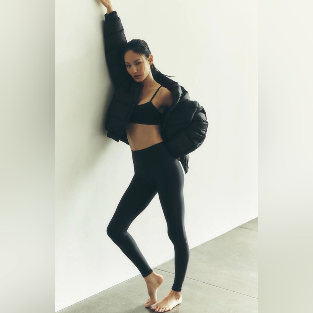 ALO Yoga High Waist Airbrush  Black Leggings Size Medium, #legging #activewear - Picture 10 of 10